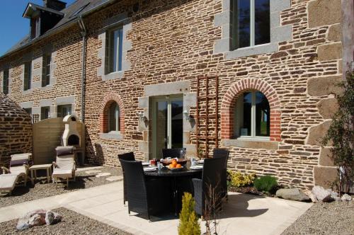 Argouges House | Gites Bijoux