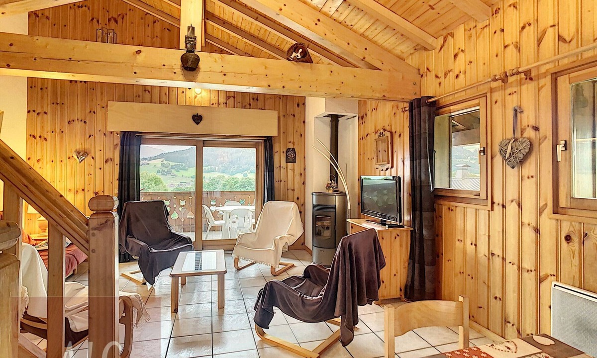 Combloux Apartment | Spacious 110m² Duplex 3 Bedrooms with Balcony & Terrace