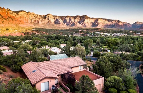 Sedona House | 180º Red Rock Views, Central Location, 4 Bed 3 Bath