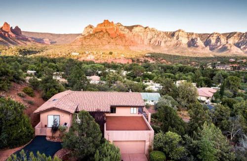 Sedona House | 180º Red Rock Views, Central Location, 4 Bed 3 Bath