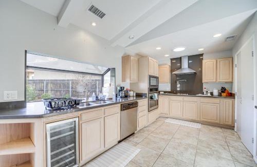 Sedona House | 4 Mi to Uptown Sedona: Desert Home w/Mtn Views!