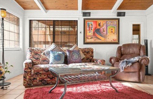 Sedona House | 47 Creekside Retreat House
