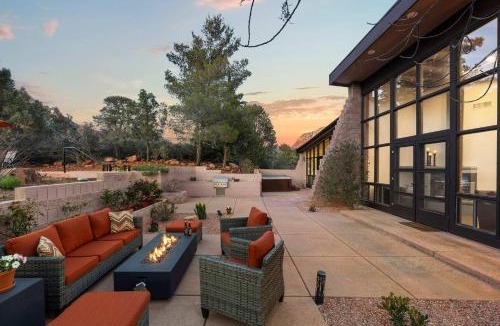 Sedona House | Casa Ventana - Epic Red Rock Views Firepits & Spa