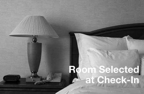 Monterey Hotel | Colton Inn