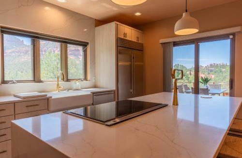 Sedona House | Red Rock View, Hot Tub, 3914sqft, Pets