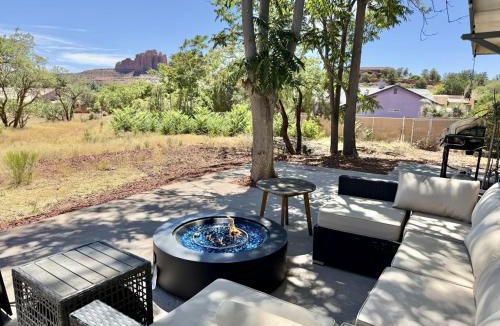 Sedona House | Sedona Chapel Escape with Private Hot Tub and Views