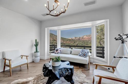 Sedona House | Sedona Desert River-Private Watering Hole on Oak Creek, Direct Red Rock Views, Chapel Area!