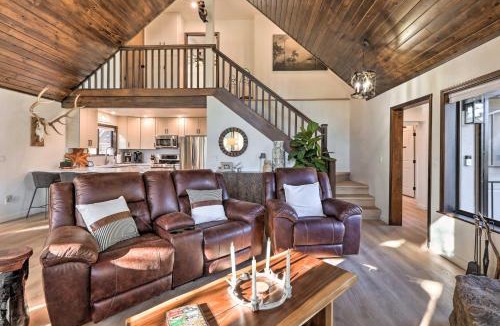 Munds Park House | Wraparound Deck & Poker Room: Cabin in Munds Park