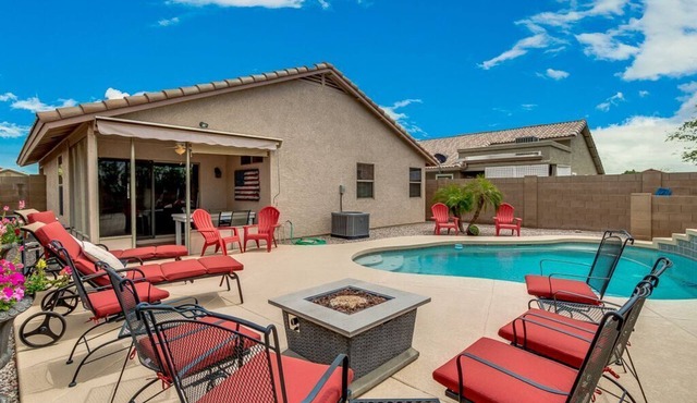 Apache Junction House w/Heated Pool, 3 bedroom 2 bath in Apache Junction
