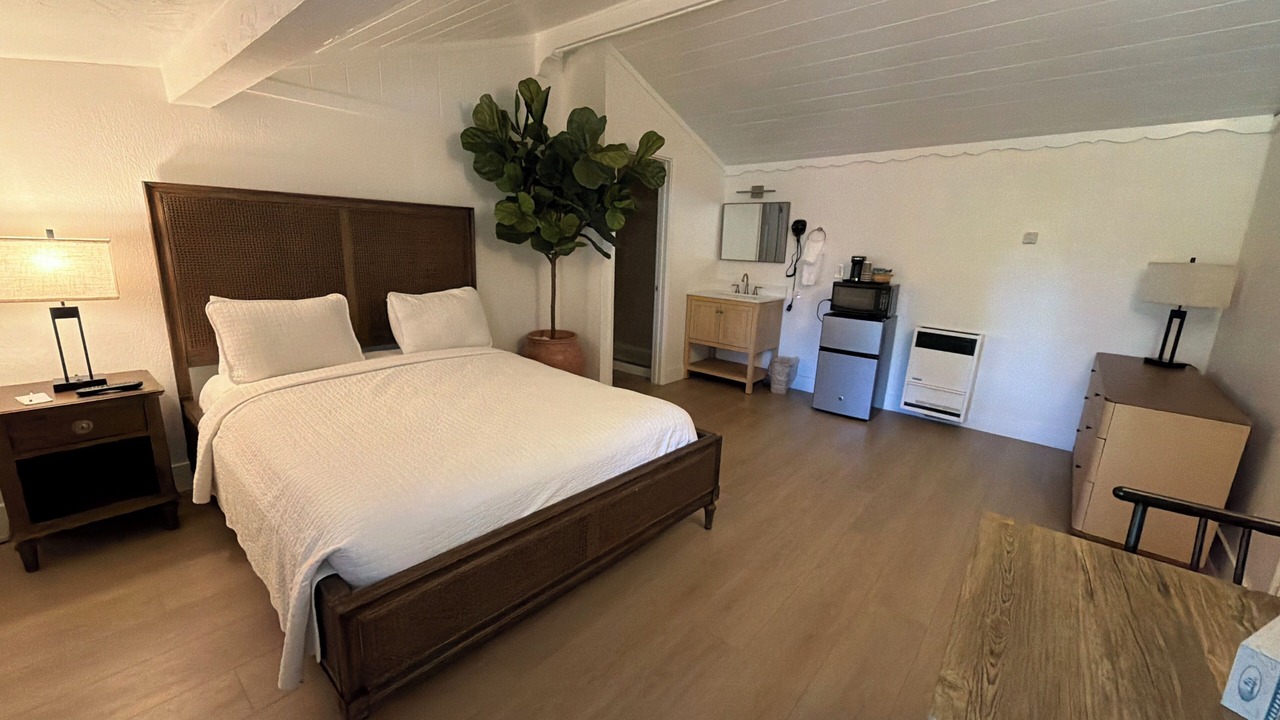 Photo of Bedroom in Northeast Carmel