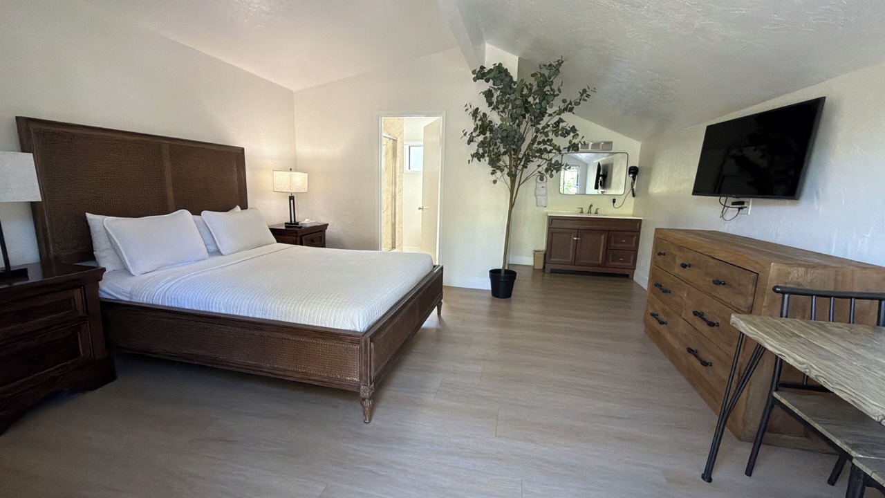 Photo of Bedroom in Northeast Carmel