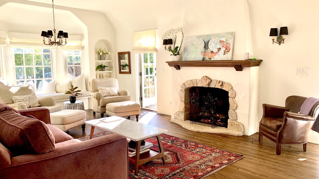Photo of Livingroom in Northeast Carmel