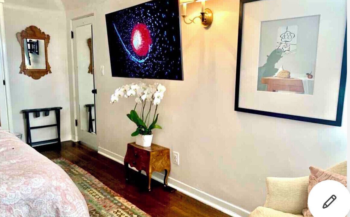 Photo of Bedroom in Northeast Carmel