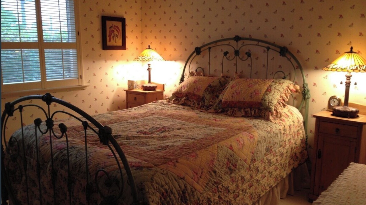 Photo of Bedroom in Golden Rectangle
