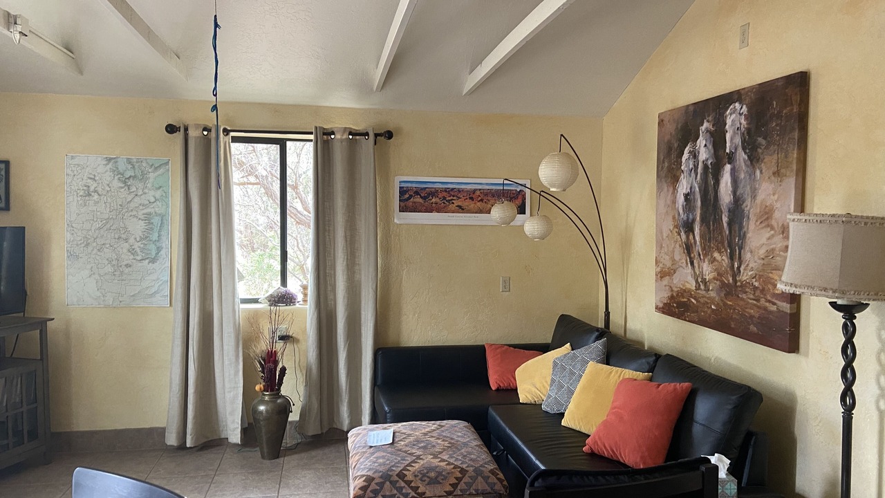 Photo of Livingroom in West Sedona