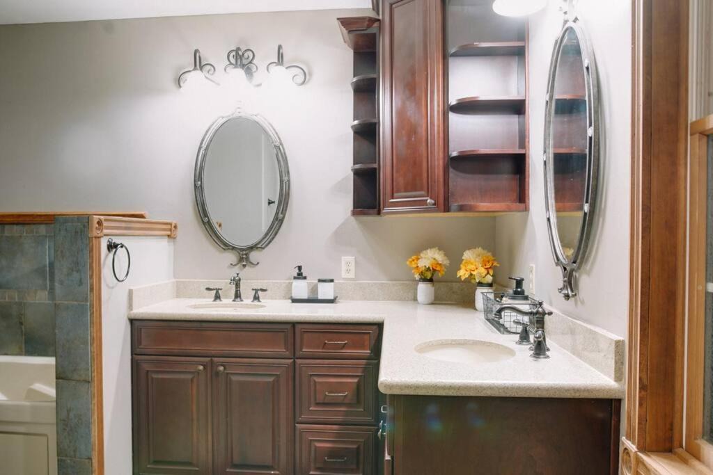 Photo of Kitchen in Munds Park