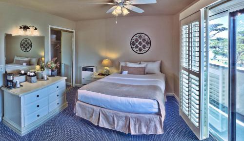 Queen Room with Balcony